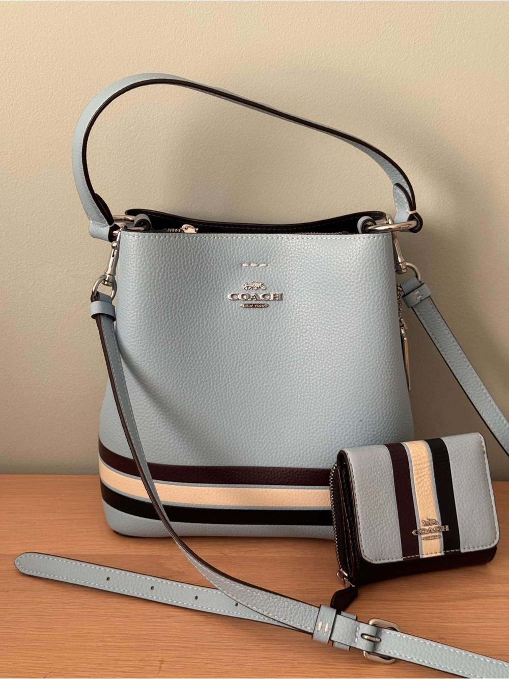 Coach Small Town Bucket Bag And Matching Wallet